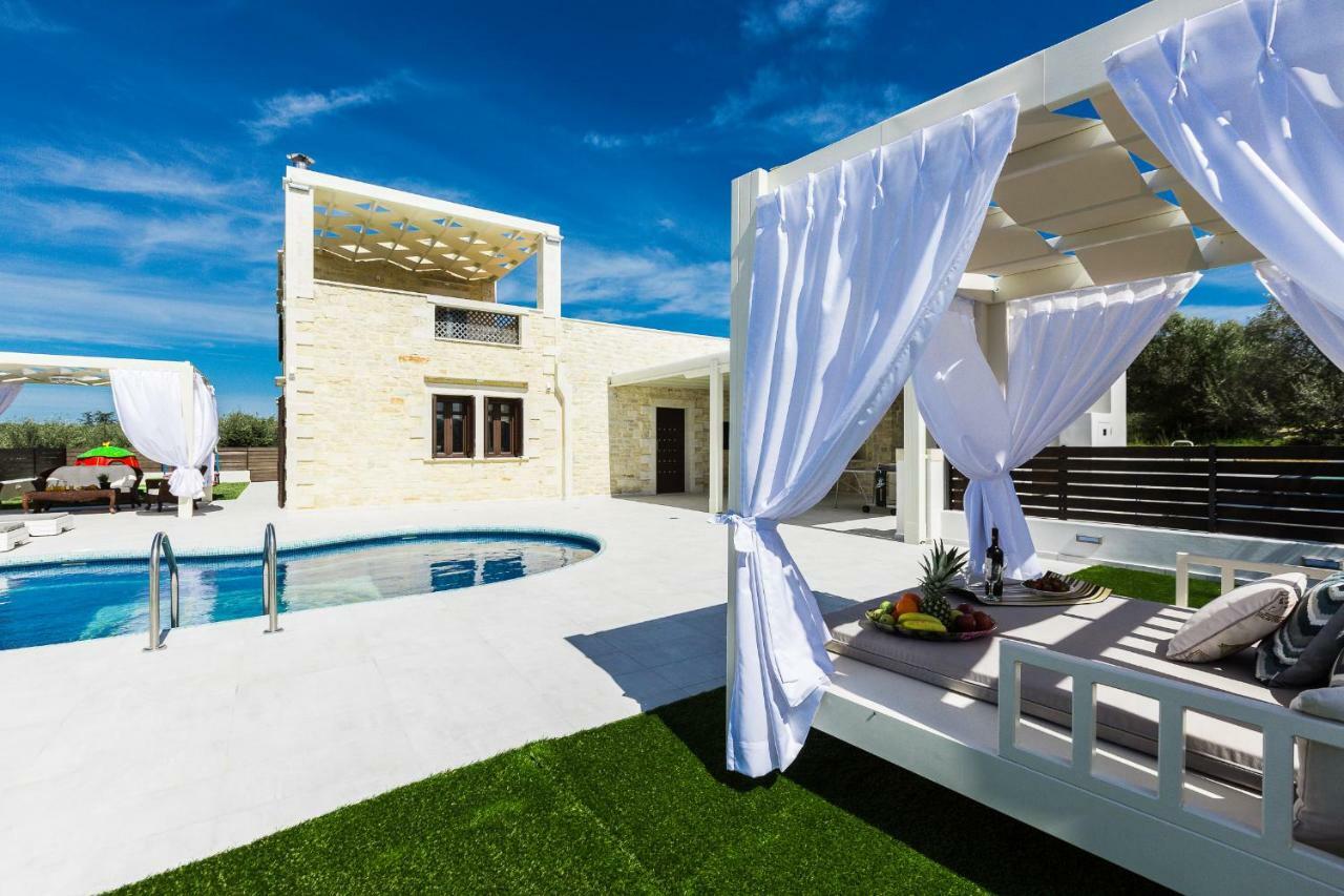 Caramel Villa, With 40M2 Pool & Spa Whirlpool, By Thinkvilla Pánormos Exteriör bild